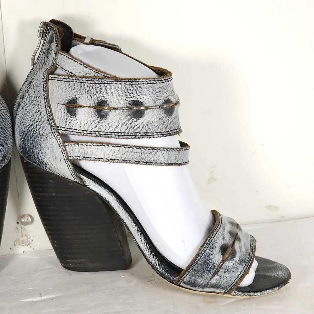 Mia MLE Women's Monterey US 7M Gray Silver Distressed Leather Open Toe Sandals